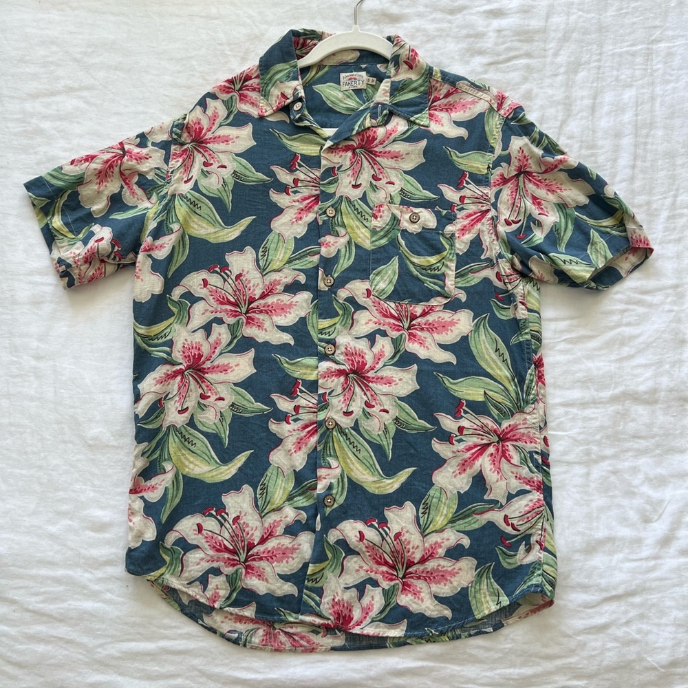 Men’s Faherty Tropical Floral Short Sleeve Button Up Size Small